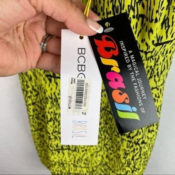 BCBGeneration Neon Lime Halter Neck Romper NWT New With Tags Women's Size 0 - Picture 4 of 12